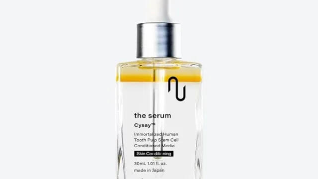 ヌボーテ ザ セラム（nubeaute the serum）の製品画像。ヒト歯髄幹細胞順化培養液を配合したスキンケア美容液で、透明感のあるボトルとスポイト式キャップが特徴。